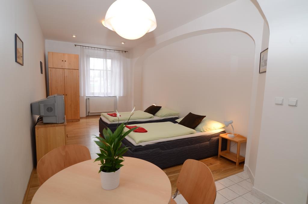 Apartments Karlin プラハ 部屋 写真