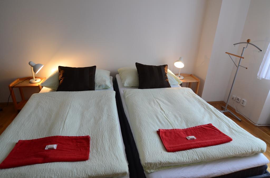 Apartments Karlin プラハ 部屋 写真
