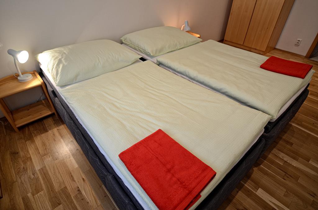 Apartments Karlin プラハ 部屋 写真
