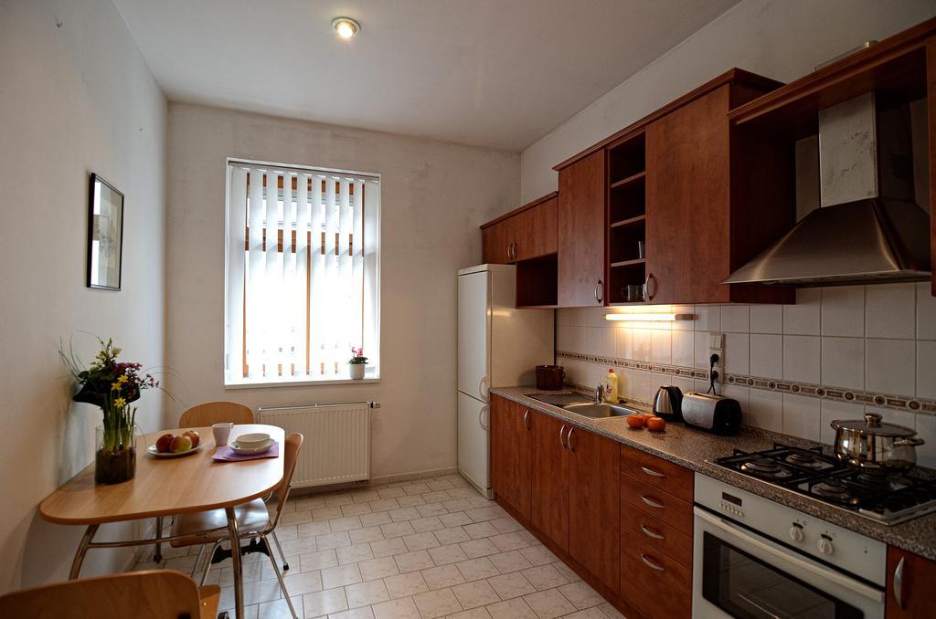 Apartments Karlin プラハ 部屋 写真