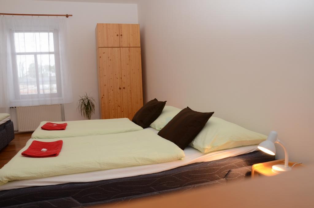 Apartments Karlin プラハ 部屋 写真