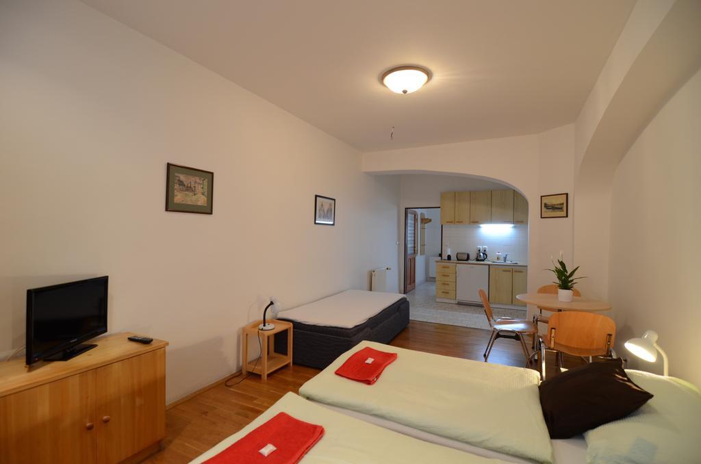 Apartments Karlin プラハ 部屋 写真