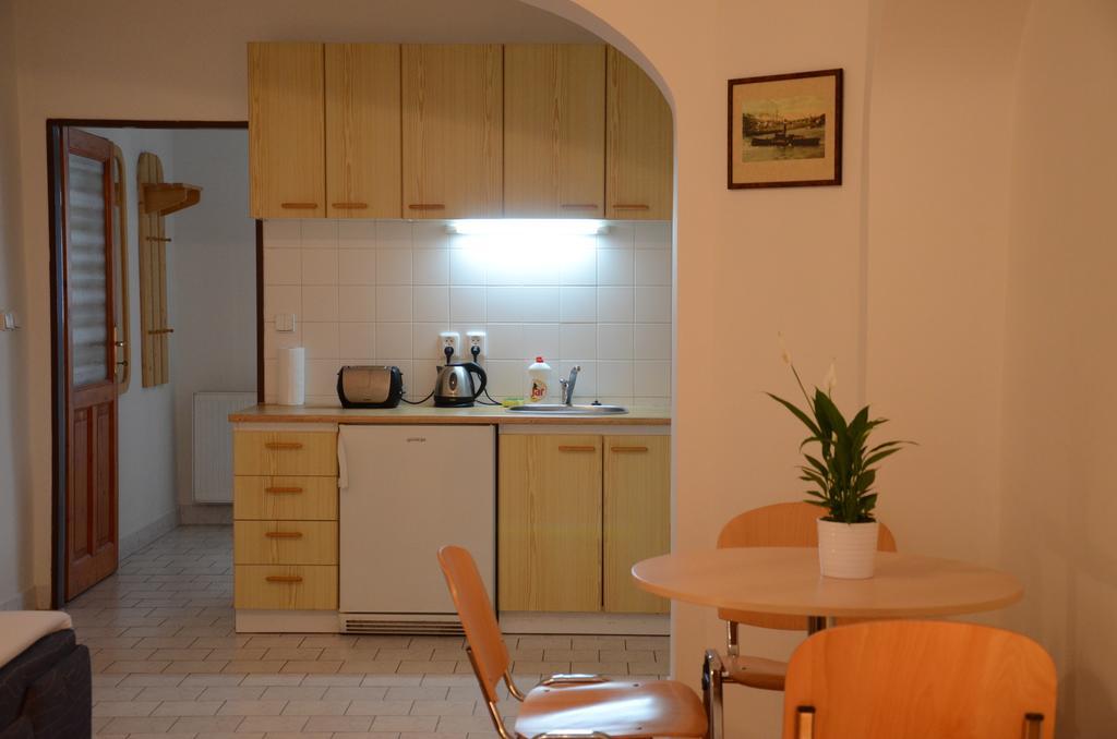 Apartments Karlin プラハ 部屋 写真