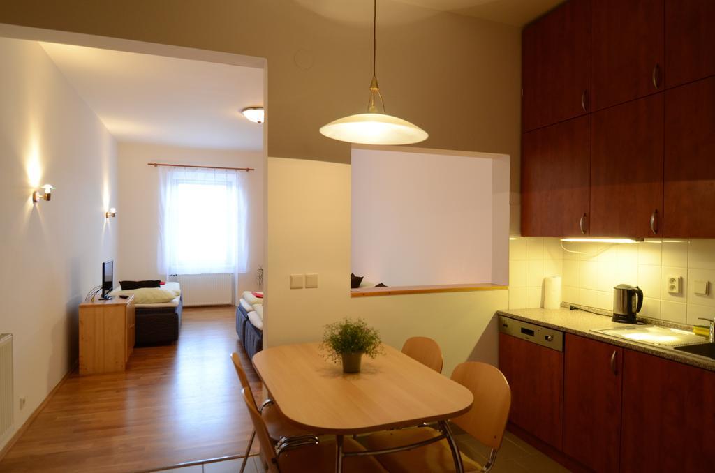 Apartments Karlin プラハ 部屋 写真