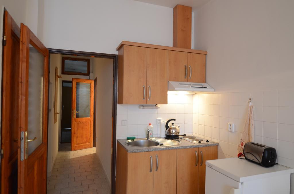Apartments Karlin プラハ 部屋 写真