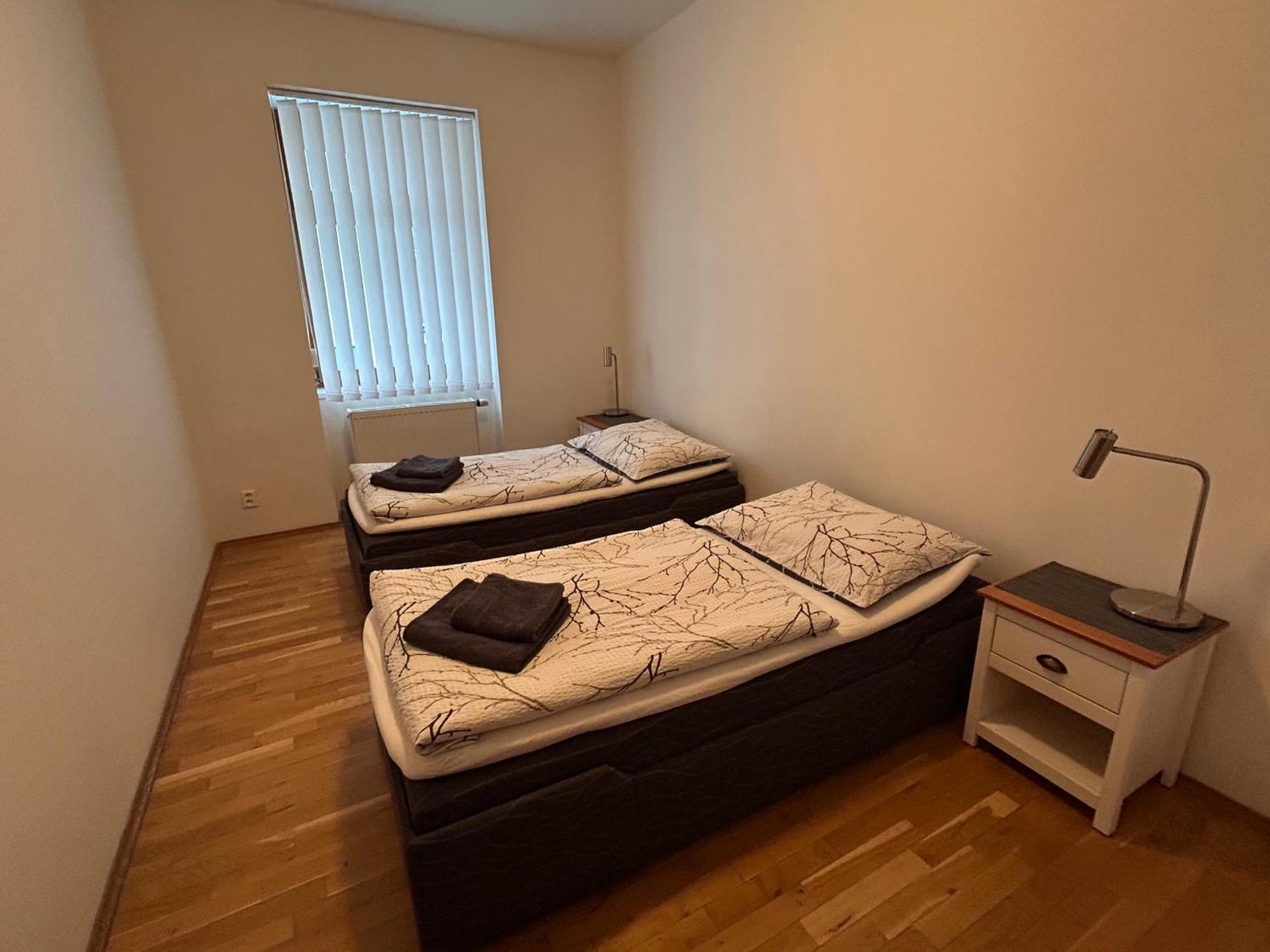 Apartments Karlin プラハ エクステリア 写真